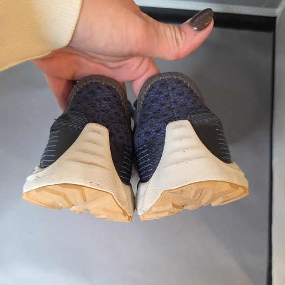 Brooks PURE GRIT 8 Athletic Shoes Ladies Size 8.5 Blue - Picture 2 of 8